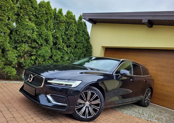 samochody osobowe Volvo V60 cena 93600 przebieg: 184000, rok produkcji 2019 z Opoczno